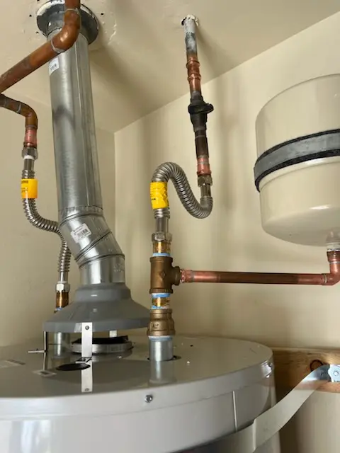 Water heater installation and plumbing repair in Sierra Ridge Estates